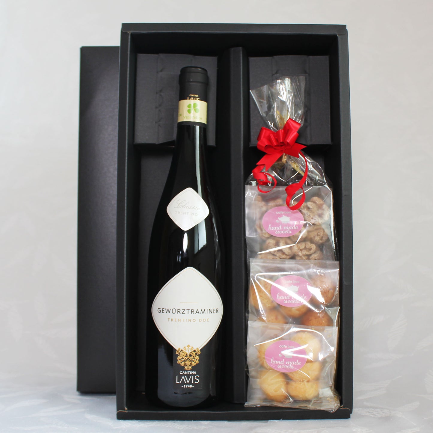 おつまみスイーツセット 〈白〉-ラヴィス  クラシック ゲヴェルツトラミネール 750ml