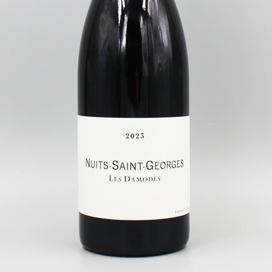 [フランスワイン]フレデリック コサール ニュイ サン ジョルジュ レ ダモード クヴェヴリ 2023 赤 750ml